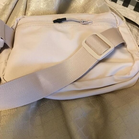 Holiday Gift Bundle Calvin Klein Hobo Bag & Scarf, Wallet, Belt Bag, Bracelet - Picture 7 of 7